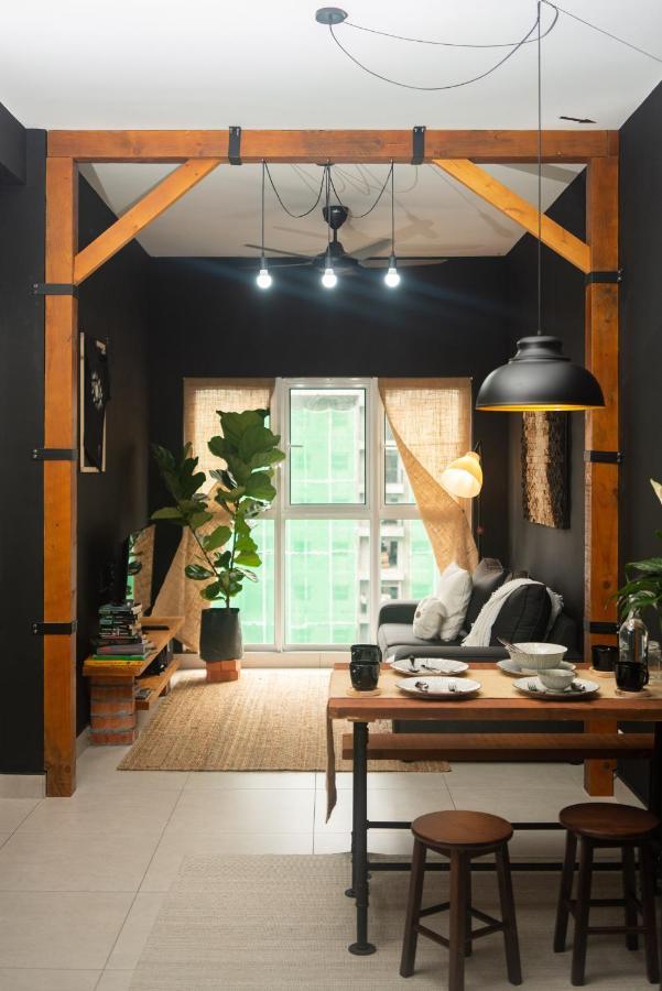 Ferienwohnung Kajang Industrial House With Olympic Size Swimming Pool Exterior foto